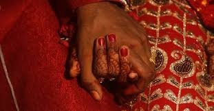 Bo cat co con gai va con re vi tu y ket hon tai Pakistan hinh anh