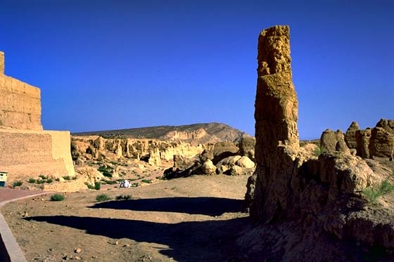 Am thanh bi an trong 'thanh pho cua quy' hinh anh