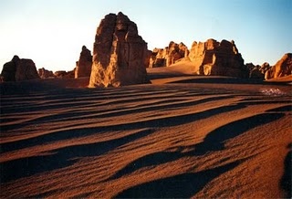 Cho tới nay, hiện tượng âm thanh tại thành phố Moguicheng vẫn là một bí ẩn mà con người vẫn chưa thể lý giải. Mặc dù, theo truyền thuyết, âm thanh đáng sợ là tiếng của những hồn ma, song điều đó không ngăn cản khách du lịch tìm tới chốn ma quái này. Ảnh: 