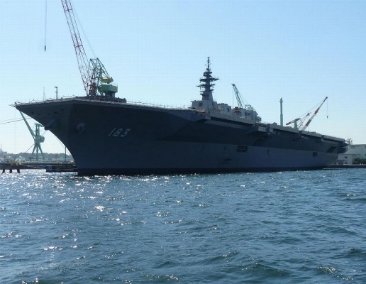 Dự kiến đến tháng 3.2015, con tàu sẽ chính thức đi vào hoạt động trong quân đội Nhật Bản. Hiện nước này cũng đang đóng tàu Izumo số 184, dự kiến sẽ hoạt động vào năm 2018.