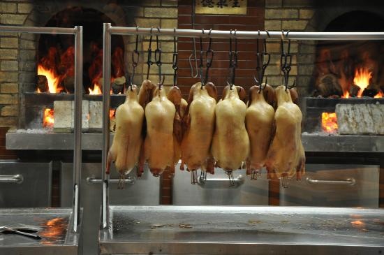 Bao tang vit quay doc dao tai Bac Kinh hinh anh