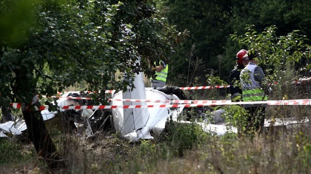 Chua kip nhay du, 11 VDV da tu nan vi may bay roi hinh anh