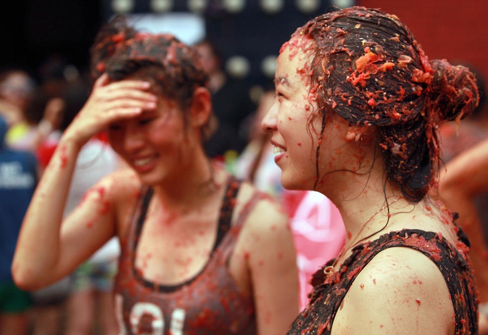 'Cuoc chien ca chua' bung phat o Bac Kinh hinh anh