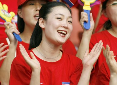 Ve dep cua nhung nu hoat nao vien Trieu Tien hinh anh