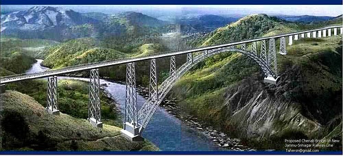 Việc thi công cầu bắt đầu từ năm 2002, nhưng phải tạm dừng vào năm 2008 do  những quan ngại về tính khả thi và độ an toàn của dự án. Hai năm sau đó, công ty Konkan mới tiếp tục quá trình xây dựng cầu. 