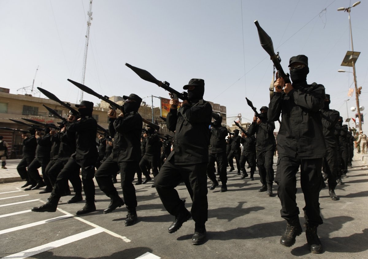 13. Iraq: Kể từ khi quân đội Mỹ rút khỏi Iraq vào năm 2011, an ninh tại quốc gia này trở nên bất ổn mạnh mẽ với các cuộc đối đầu giữa hai cộng đồng Sunni và Shi’ite ngày càng gia tăng. Iraq hiện đứng trước nguy cơ tan rã vì mâu thuẫn sắc tộc và sự bất lực của chính quyền Trung ương. 