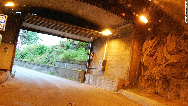 Đường hầm Spiralen với cấu trúc hình xoắn ốc.