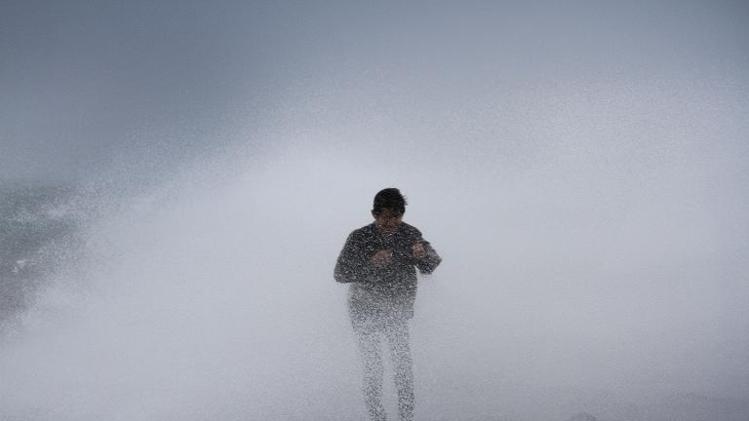 Bao Than Sam do bo thu do Philippines, 10 nguoi chet hinh anh