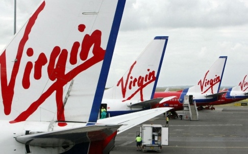 May bay cho hon 300 nguoi ha canh khan cap o Nga hinh anh