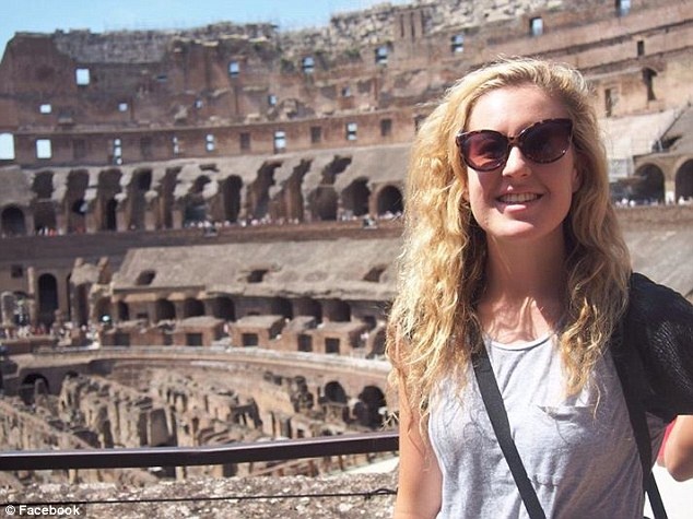 Thoat chet vi dat ve may bay gia re hinh anh