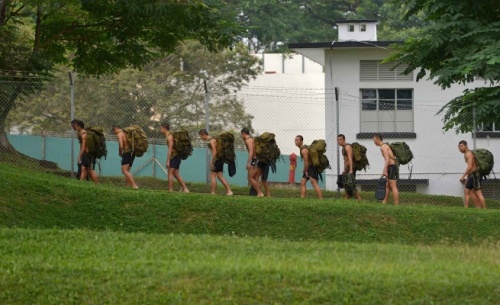 Một buổi tập hành quân của các học viên.