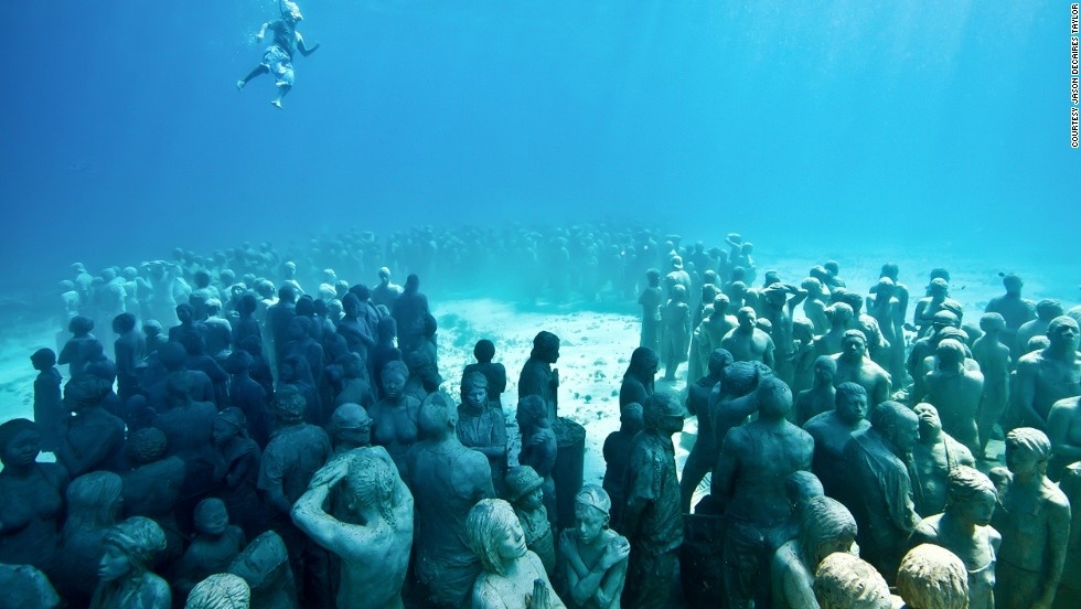 Ông đang ấp ủ dự án tiếp theo tại vùng biển ngoài khơi quân đảo Canary, Đại Tây Dương. Một vườn thực vật dưới nước sẽ dần hình thành tại đây.