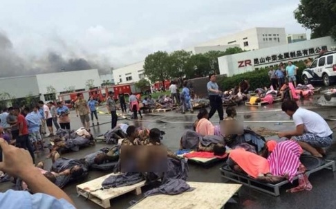 Hình ảnh từ hiện trường vụ nổ được đăng trên trang Sina Weibo - Ảnh: South China Morning Post