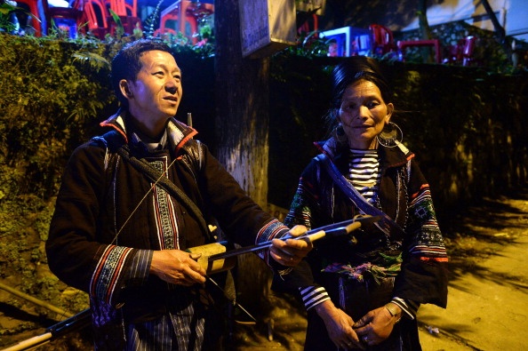 Cho tinh Sa Pa len bao nuoc ngoai hinh anh