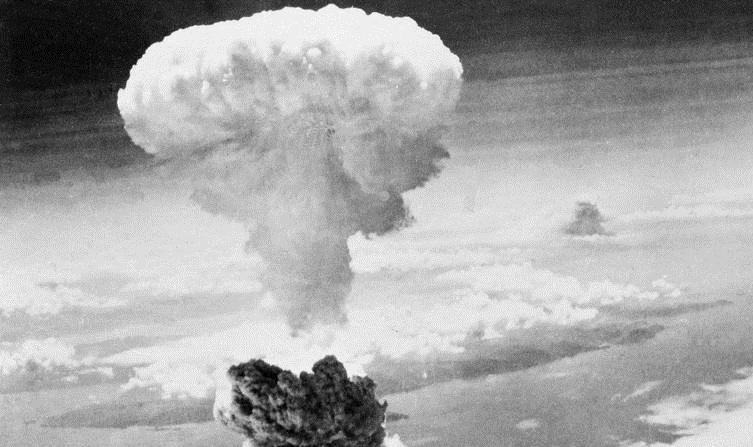 69 nam ngay My nem bom nguyen tu xuong Nhat Ban hinh anh