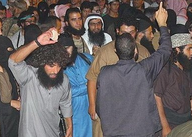 Vu nem da den chet vi ngoai tinh o Syria qua loi nhan chung hinh anh