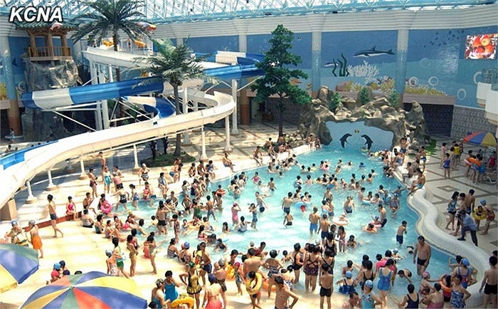 Khung cảnh công viên nước Munsu từ trên cao.