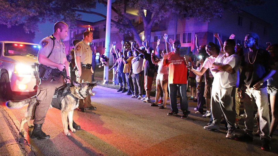 Bao luc lien quan toi phan biet chung toc bung phat o My hinh anh