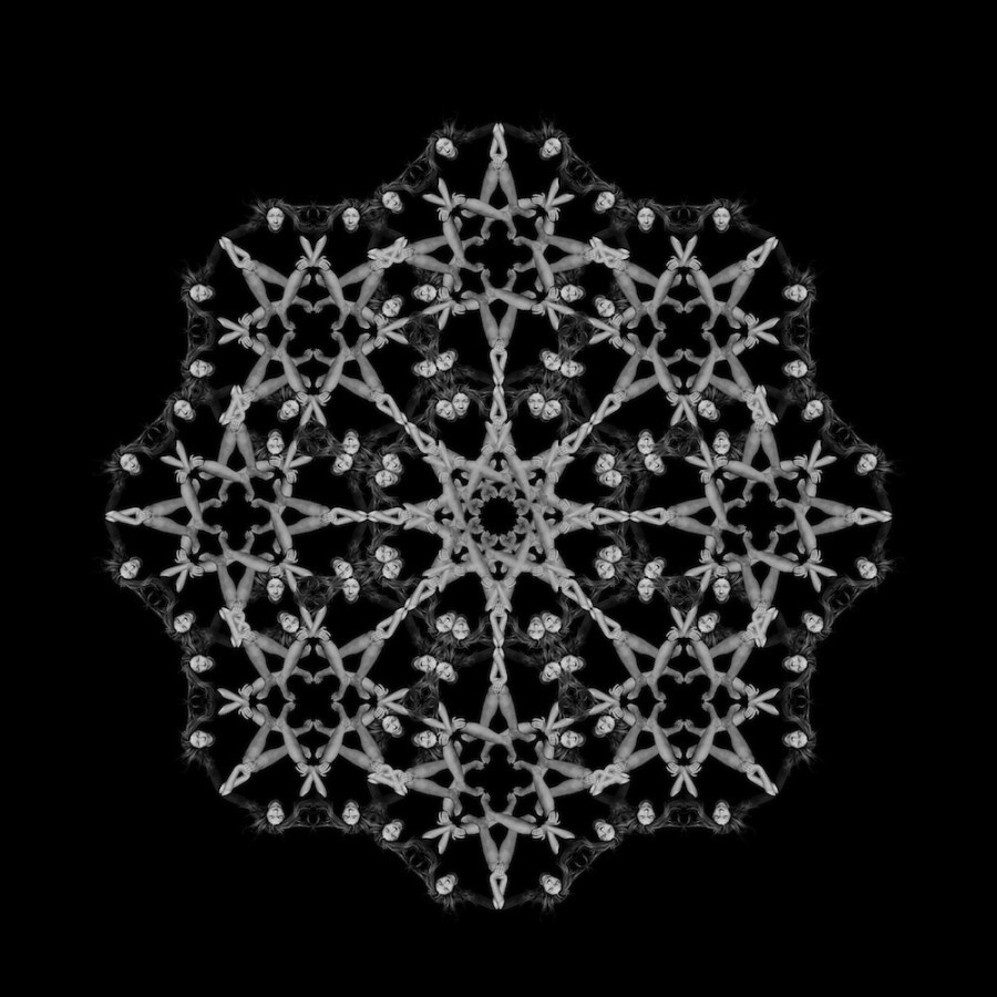 Cô Cox cho biết ý tưởng thực hiện dự án từ một chuyến công tác đến Bali, Indonesia. 