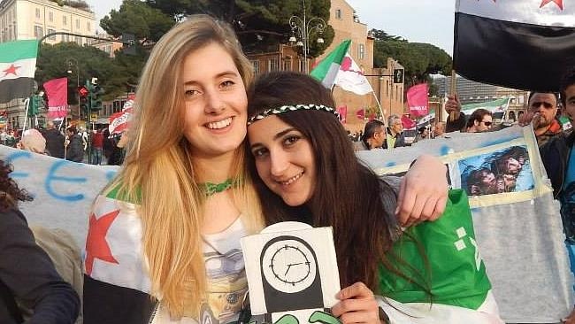 Phien quan Hoi giao da bat coc 20 con tin phuong Tay hinh anh