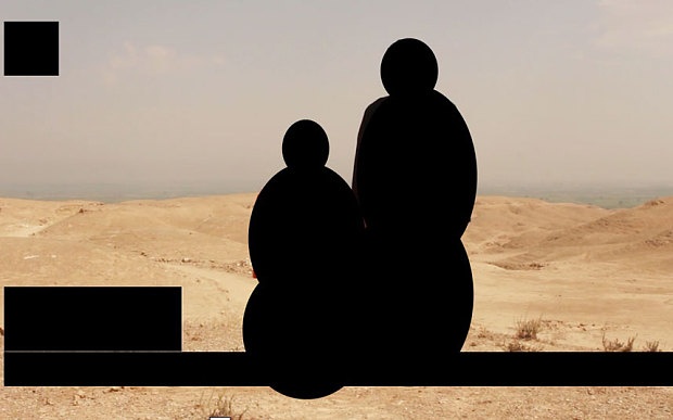 Anh Eliot Higgins, một nhà phân tích hình ảnh và video chuyên về Syria, đã phân tích kĩ lưỡng đoạn video phiến quân cắt đầu nhà báo James Foley và khẳng định ông đã xác định ra nơi vụ hành quyết diễn ra. Đầu tiên, Higgins tôi đen hình ảnh người trong ảnh chụp từ video để phân tích cảnh quan cằn cỗi xung quanh.