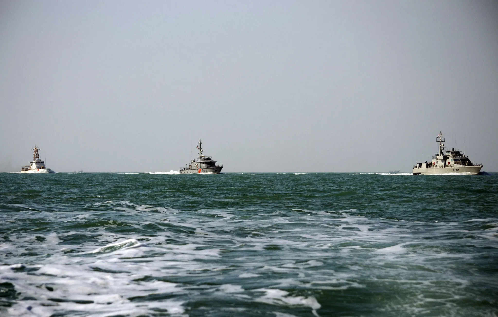 Tàu tuần tra Mỹ hoạt động ở Umm Qasr, Iraq, năm 2012. Ảnh: WP