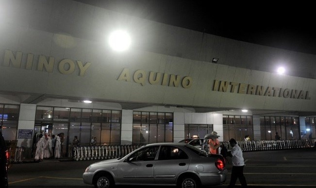 Philippines phat hien xe cho bom dau o san bay quoc te hinh anh