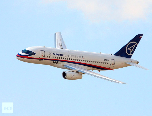 Nga sap ban giao Sukhoi Superjet 100 cho Viet Nam hinh anh