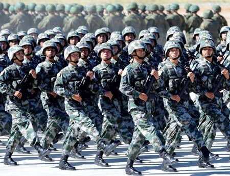 Quân đội Trung Quốc trong một cuộc diễn tập. Ảnh: Xinhua