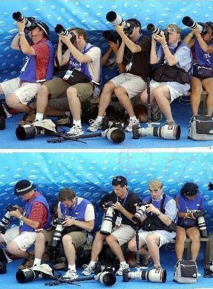 Các nhiếp ảnh gia đồng loạt đưa ống quay lên cao để ghi lại khoảnh khắc có một không hai và sau đó cùng đồng loạt ngắm thành quả. 