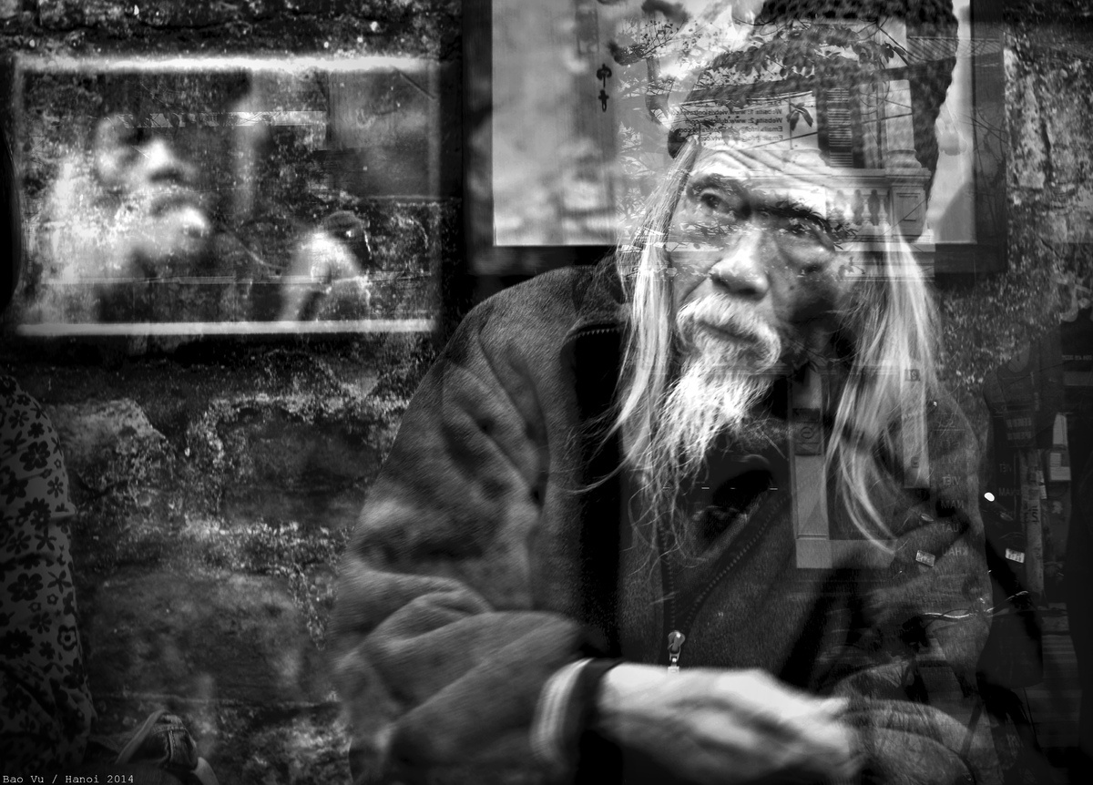 Một nhiếp ảnh gia khác của Việt Nam là Bao Vu cũng góp tác phẩm trong cuộc thi. 