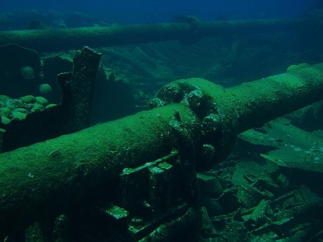 Xác tàu đắm trở thành 