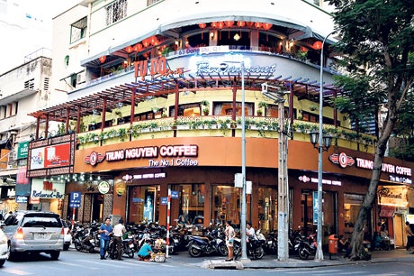 Van hoa ca phe Sai Gon len bao nuoc ngoai hinh anh