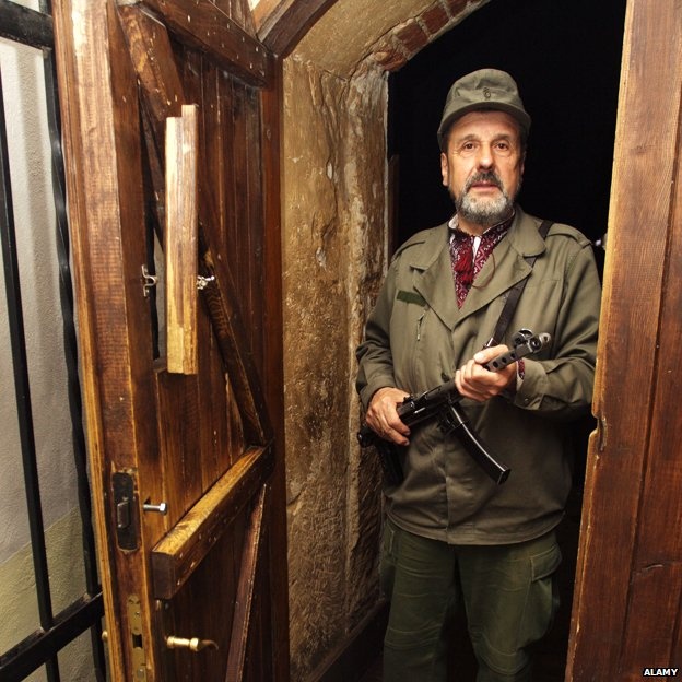 Nha hang chien tranh o Ukraine hinh anh