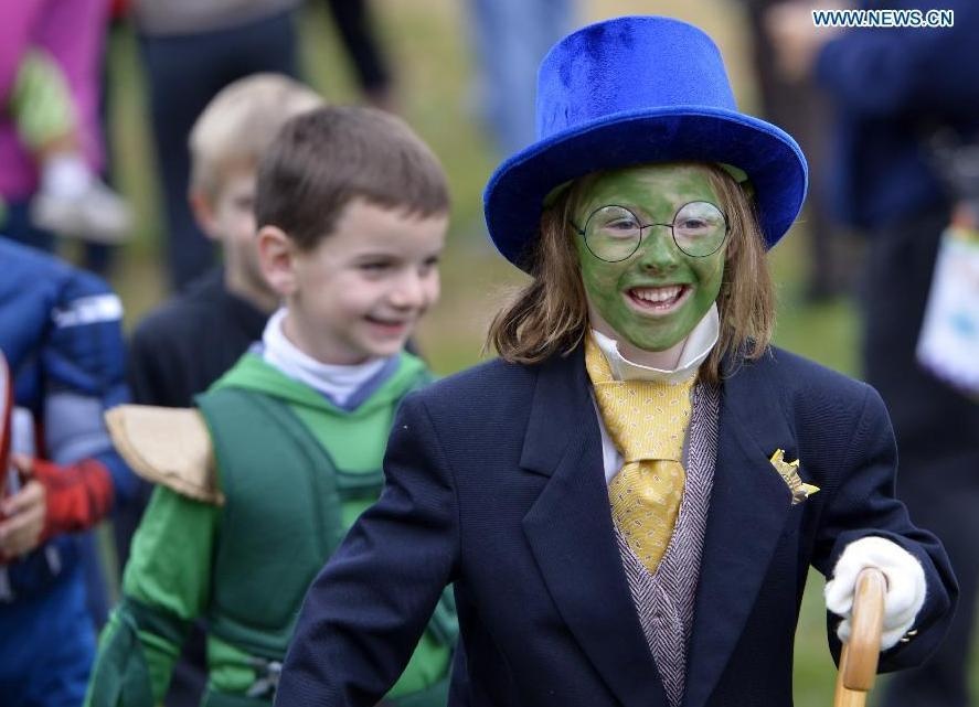 Halloween vui nhon cua tre em tren the gioi hinh anh