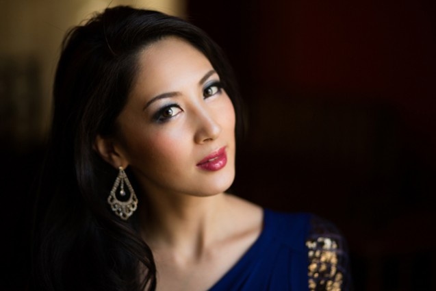 Hoa hau Nhat rot nuoc mat ke chuyen dinh liu den Yakuza hinh anh