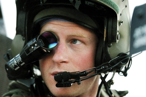 Hoang tu Anh san sang xa than chong IS tai Iraq hinh anh