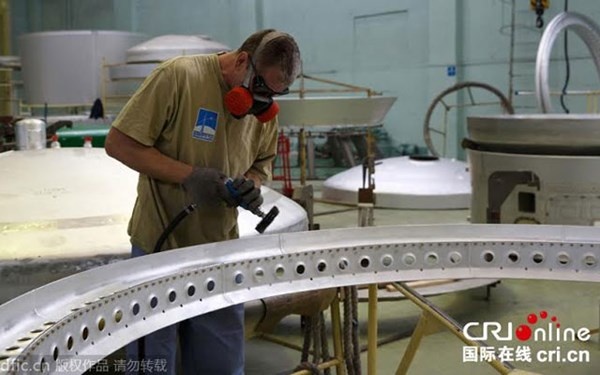 Các công đoạn đều yêu cầu tỉ mỉ, độ chính xác cao.