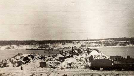 Các tấm ảnh vô cùng quý hiếm trên mới đây đã được bà Ann Foreman, con gái ông Victor, phát hiện trong một ngăn kéo.