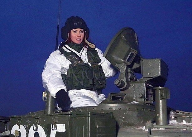 Diep vien Nga xinh dep tap luyen o su doan tang noi tieng hinh anh