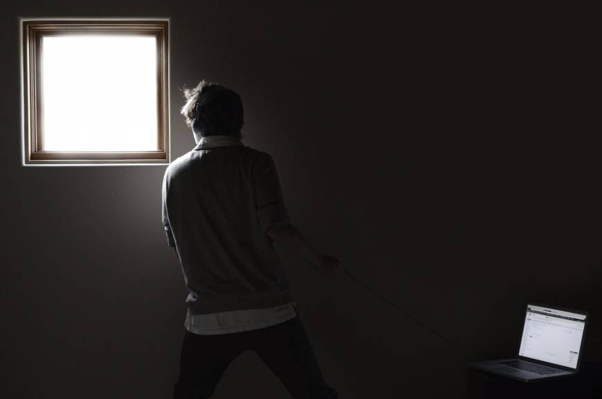 Noi am anh xa lanh the gioi cua thanh nien Nhat Ban hinh anh