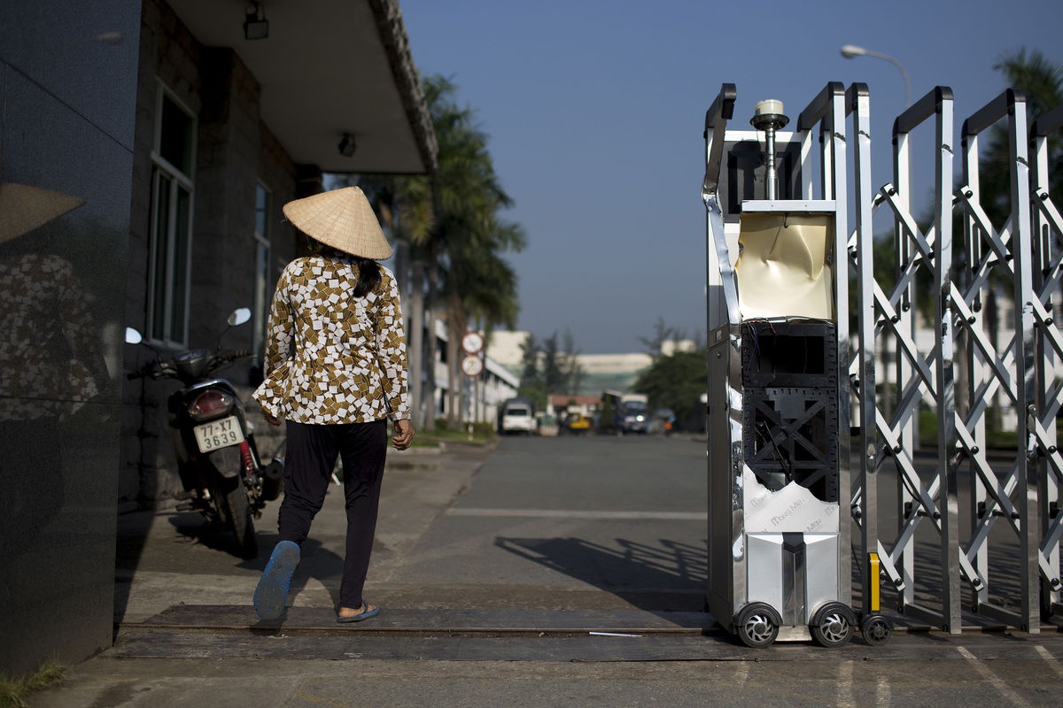 Nhiều doanh nghiệp tạm ngưng hoạt động hoặc đóng cửa trong năm 2014 so với năm 2013. Ảnh: Bloomberg