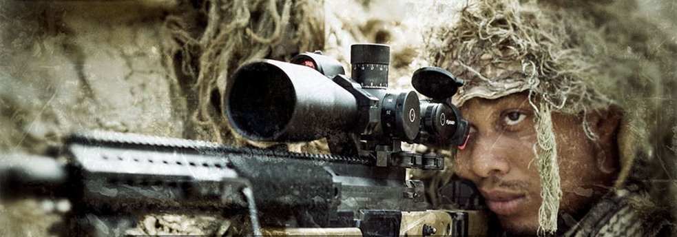 Cựu xạ thủ đặc nhiệm Mỹ Nick Irving. Ảnh: BI