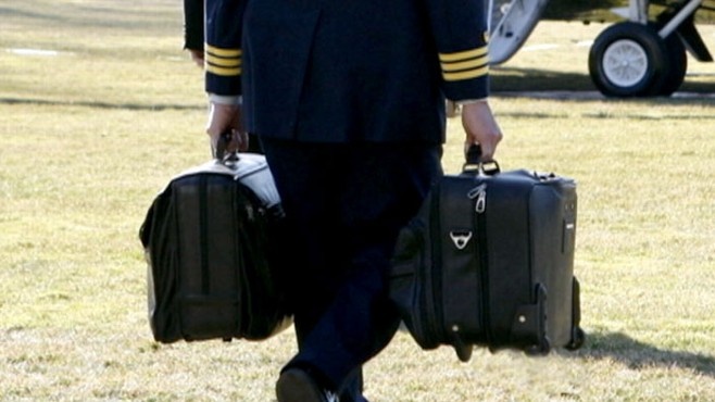 Nhung su co chan dong ve vali hat nhan cua My va Nga hinh anh