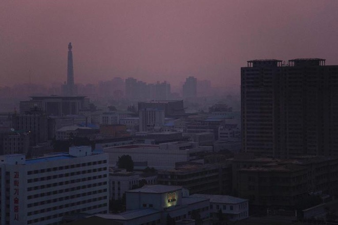 Một buổi sáng sớm ở Bình Nhưỡng, một ngày mới bắt đầu. Ảnh: AP