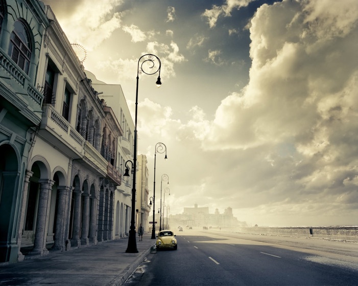 Con đường sạch, đẹp nổi tiếng nhất ở thủ đô Havana, đường Malecon.