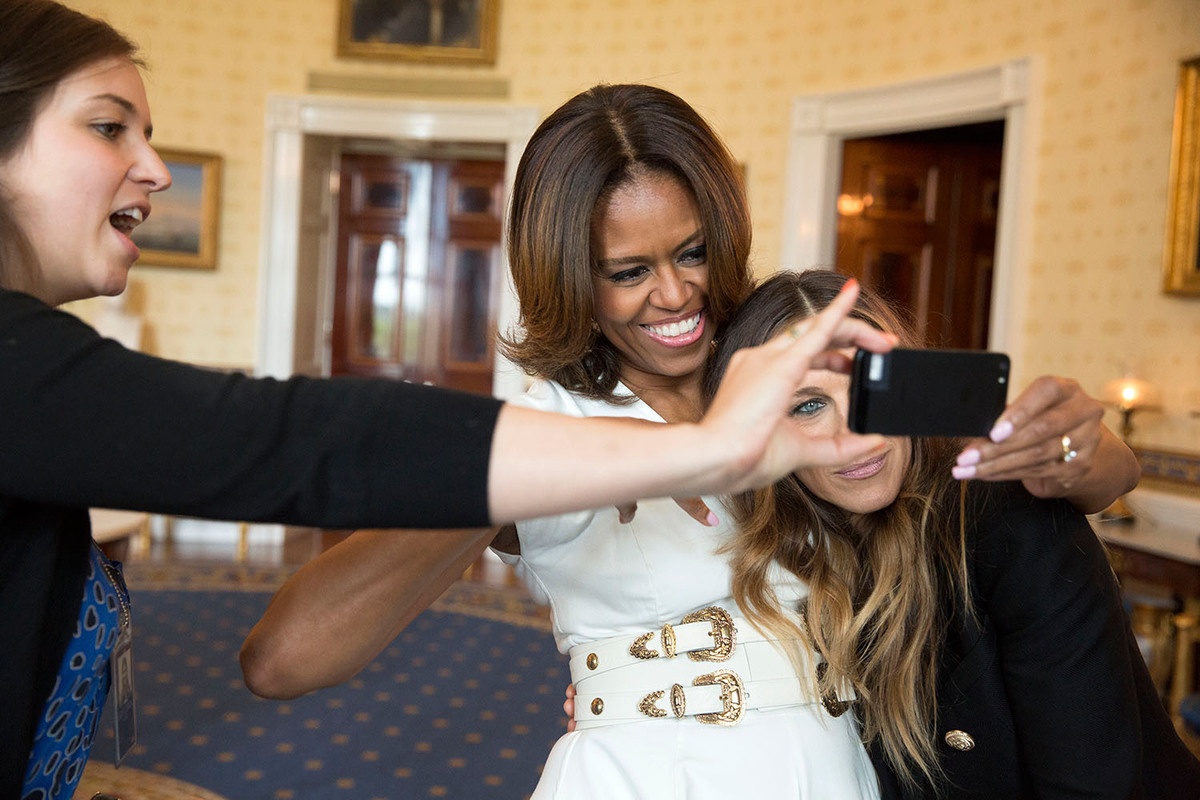 Phu nhân Michelle chụp ảnh