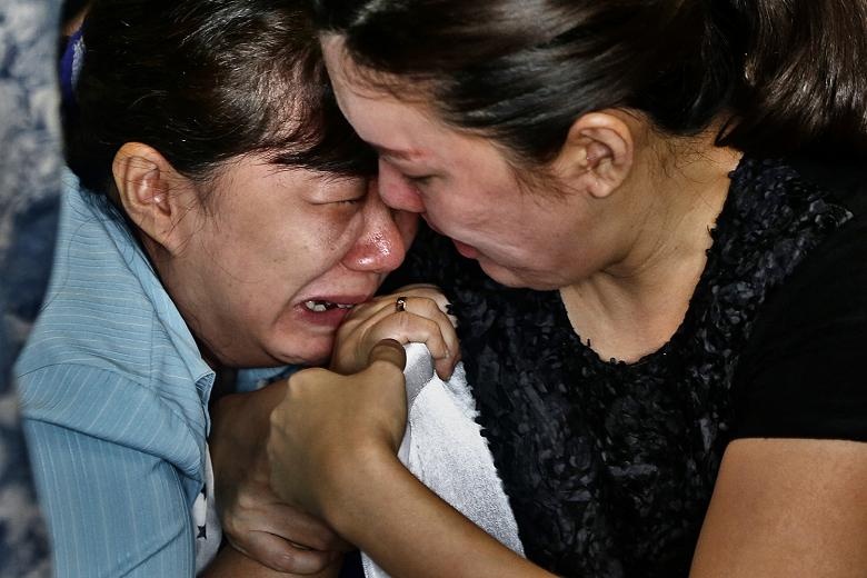 Toan canh mot tuan tham kich QZ8501 hinh anh