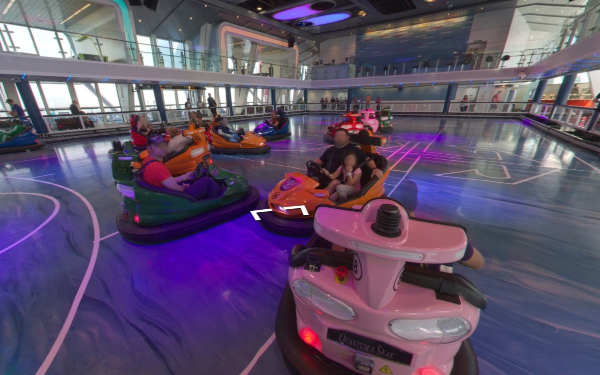 Một khu vui chơi dành cho hành khách.