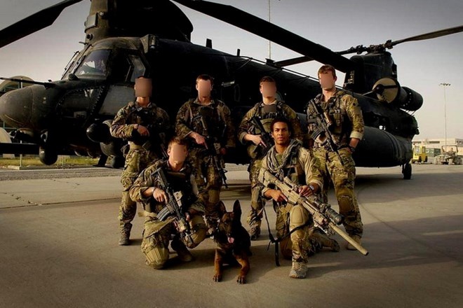 Nick ‘Irv’ Irving và khẩu súng